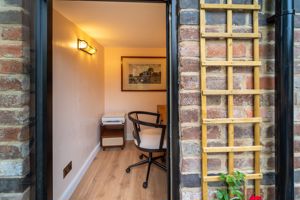 Photo 25- click for photo gallery